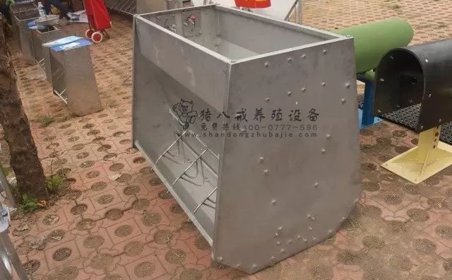 不锈钢料槽,不锈钢双面料槽,养猪设备生产厂家,山东猪八戒养殖设备